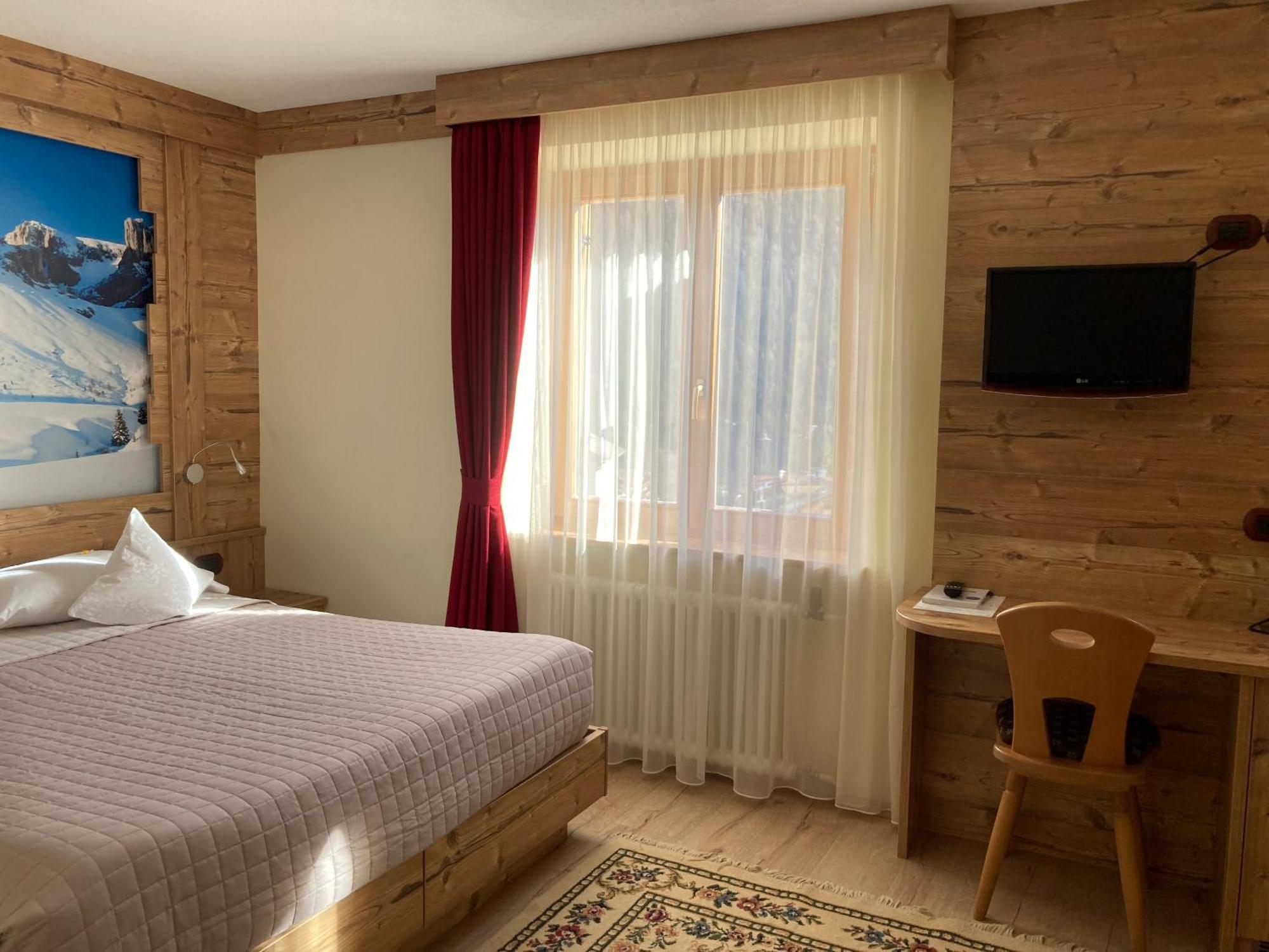 Berg Hotel Latemar Spitze Vigo di Fassa Exterior photo